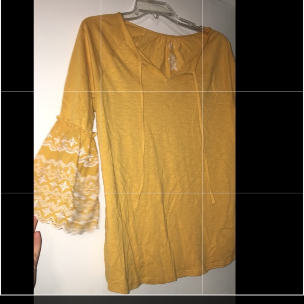 Yellow shirt